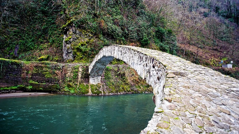 Tamara's bridge Tamara's bridge